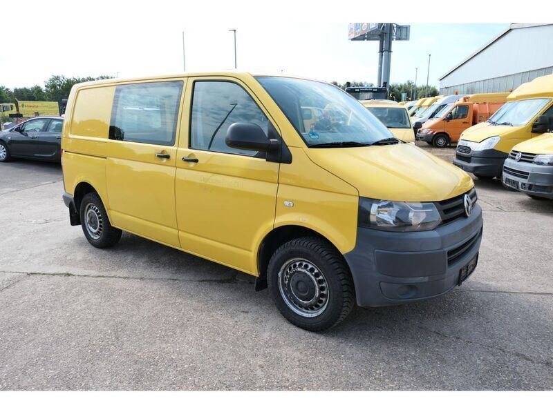 Gebraucht VW T5 84 PS (61 kW) 2011 Ginstergelb r1032 Van