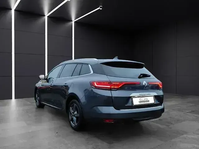 Gebraucht Renault Mégane IV 140 PS (102 kW) 2023 Grau Limousine