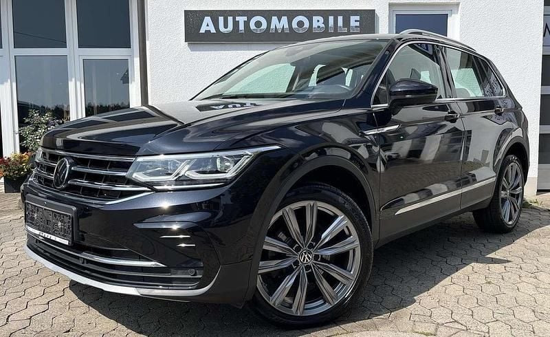 Deep black perleffekt Gebraucht 2022 VW Tiguan Elegance SUV | 36.479 € (Fairer Preis) - Bild 1/4