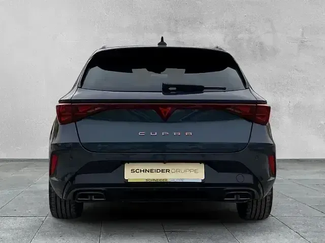 Nowe Cupra Leon 204 KM (150 kW) 2025 Szary Sedan/Limuzyna