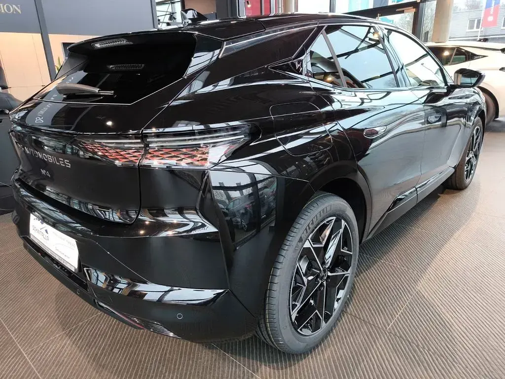 Neu DS Automobiles DS4 197 PS (144 kW) 2026 Schwarz Limousine