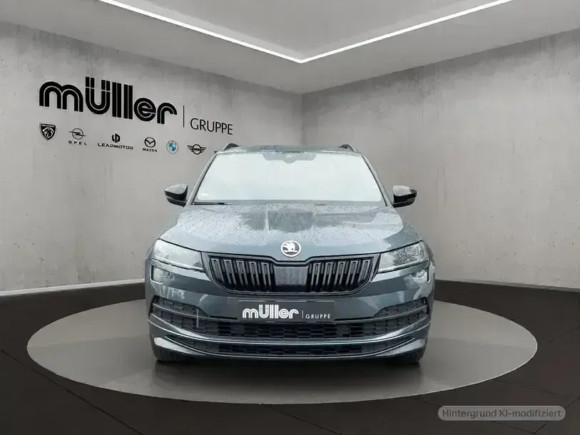 Gebraucht Skoda Karoq SportLine 150 PS (110 kW) 2022 Grau SUV