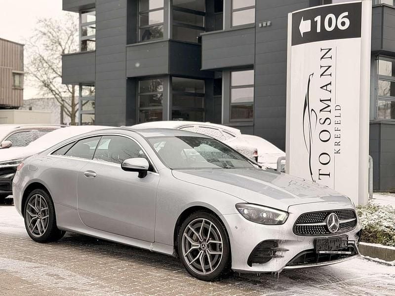 Hightechsilber metallic Gebraucht 2020 Mercedes E450 AMG line Coupé | 39.950 € (Superpreis) - Bild 1/3