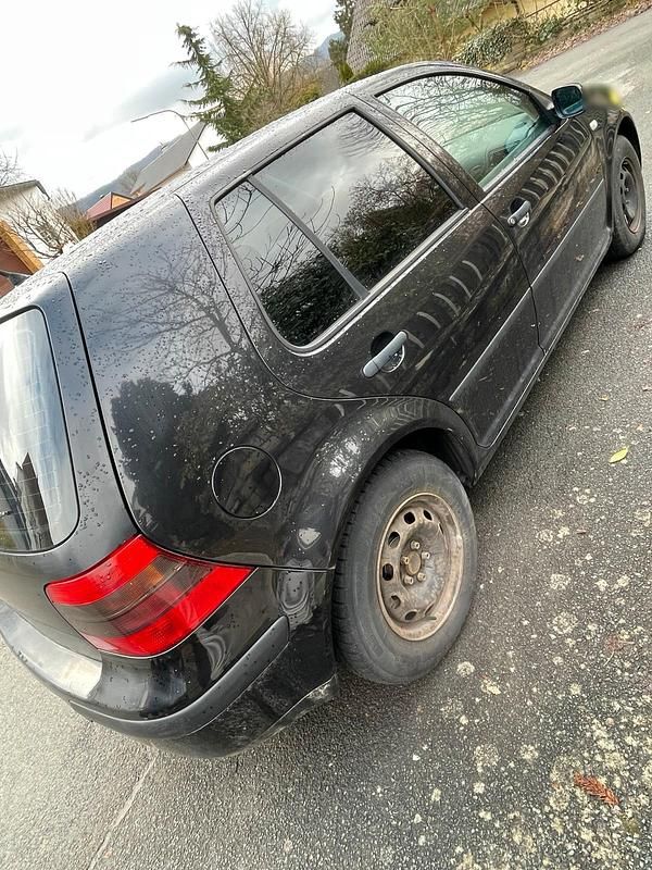 Gebraucht VW Golf IV 75 PS (55 kW) 2001 Schwarz Kleinwagen
