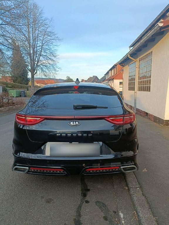 Gebraucht Kia ProCeed GT-Line 140 PS (102 kW) 2019 Schwarz Kombi