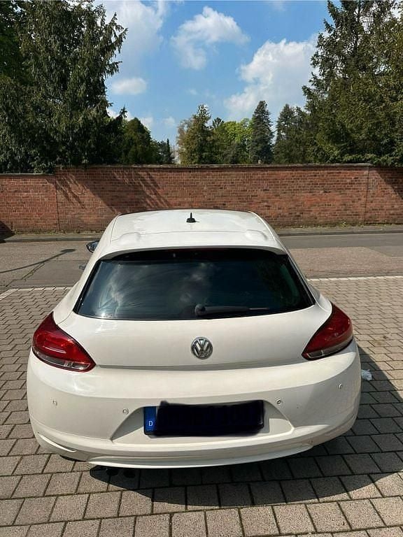 Usata VW Scirocco 122 CV (89 kW) 2012 Bianco Coupé