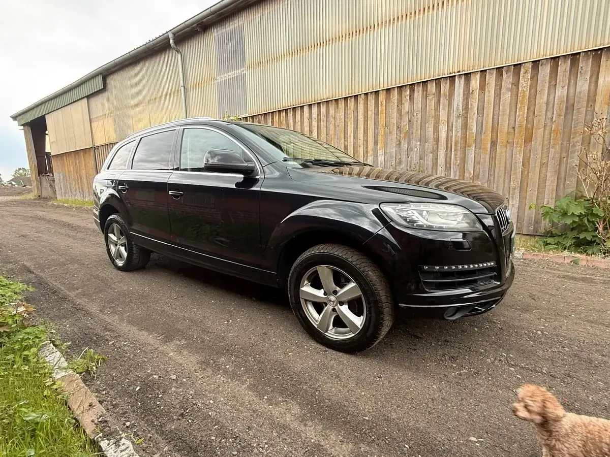 Usado Audi Q7 245 HP (180 kW) 2011 Preto SUV