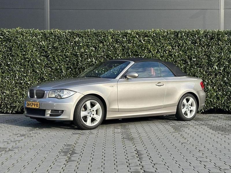 Gebraucht BMW 118 Cabriolet Executive 143 PS (105 kW) 2008 Grau Cabrio