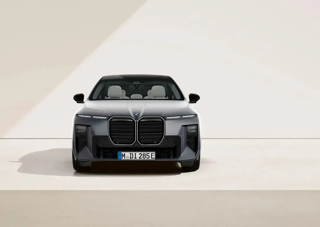 Neu BMW i7 400 kW (544 PS) 2026 Limousine