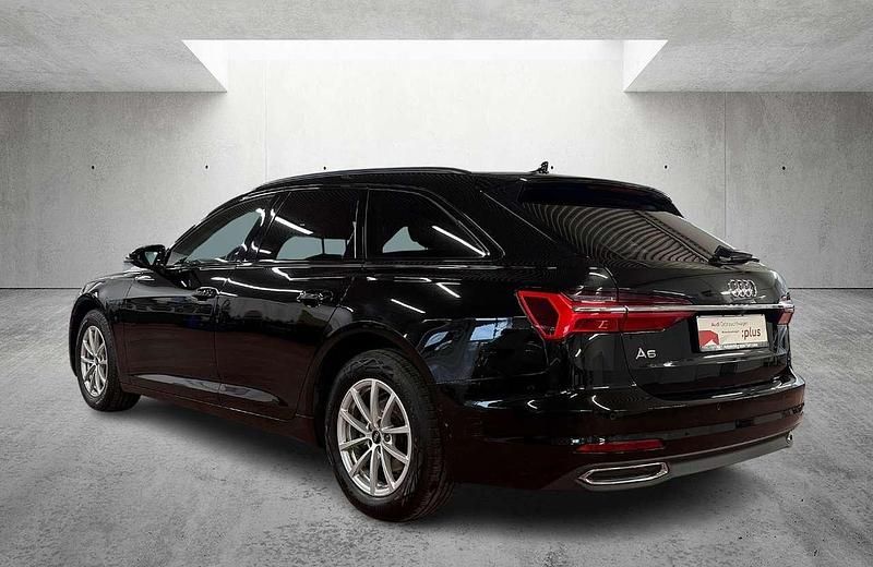 Gebraucht Audi A6 Basis 204 PS (150 kW) 2022 Schwarz Kombi