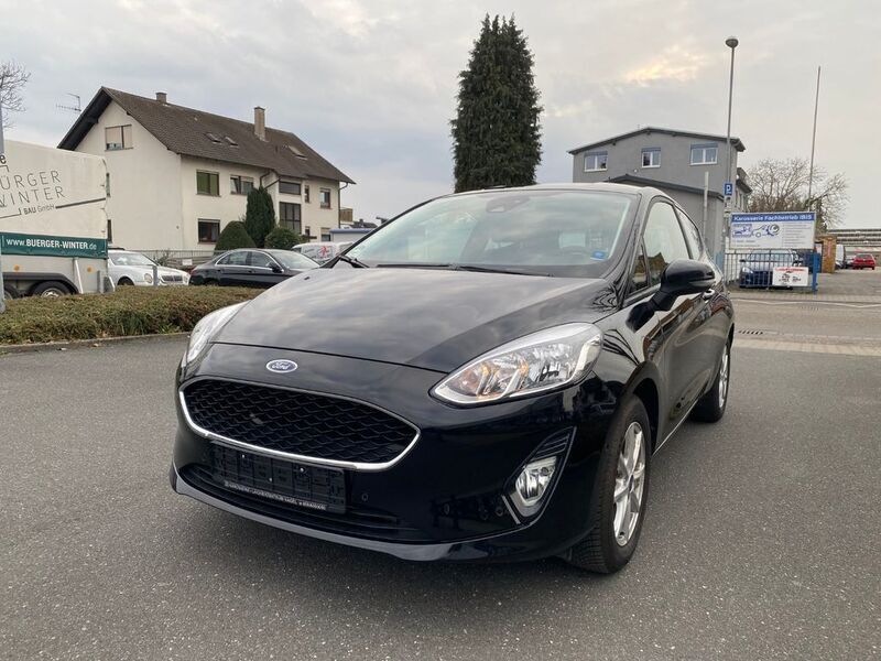 Schwarz Gebraucht 2018 Ford Fiesta Cool & Connect Kleinwagen | 8.400 € (Guter Preis) - Bild 1/4