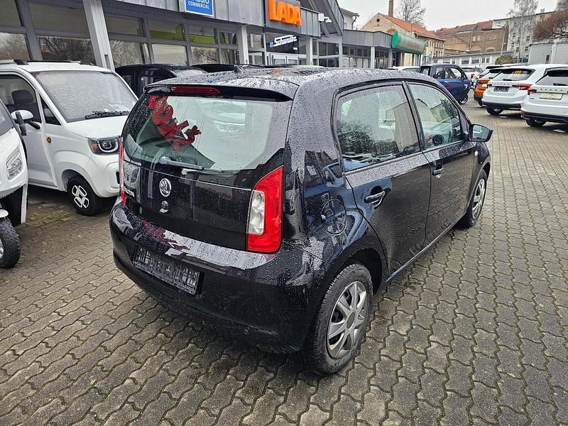 Gebraucht Skoda Citigo Elegance 60 PS (44 kW) 2013 Blackmagic perleffekt Kleinwagen
