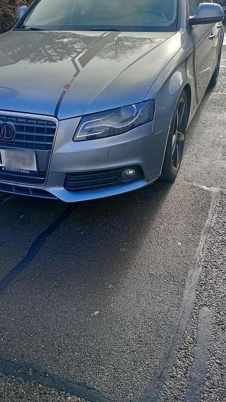 Silber Gebraucht 2009 Audi A4 S-Line Limousine | 5.500 € (Fairer Preis) - Bild 1/4