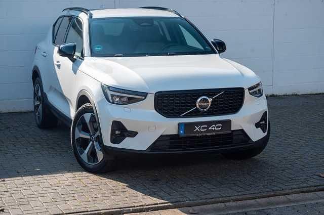 Gebraucht Volvo XC40 145 PS (106 kW) 2022 SUV