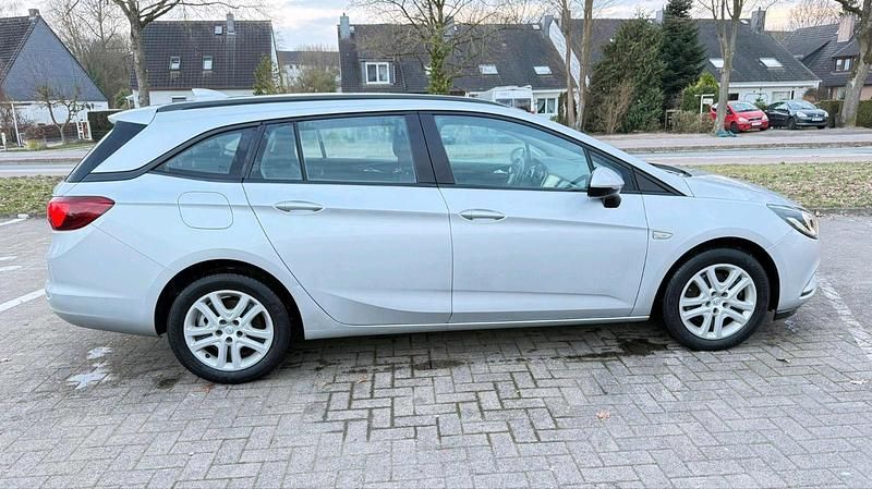 Gebraucht Opel Astra 136 PS (100 kW) 2017 Silber Kombi