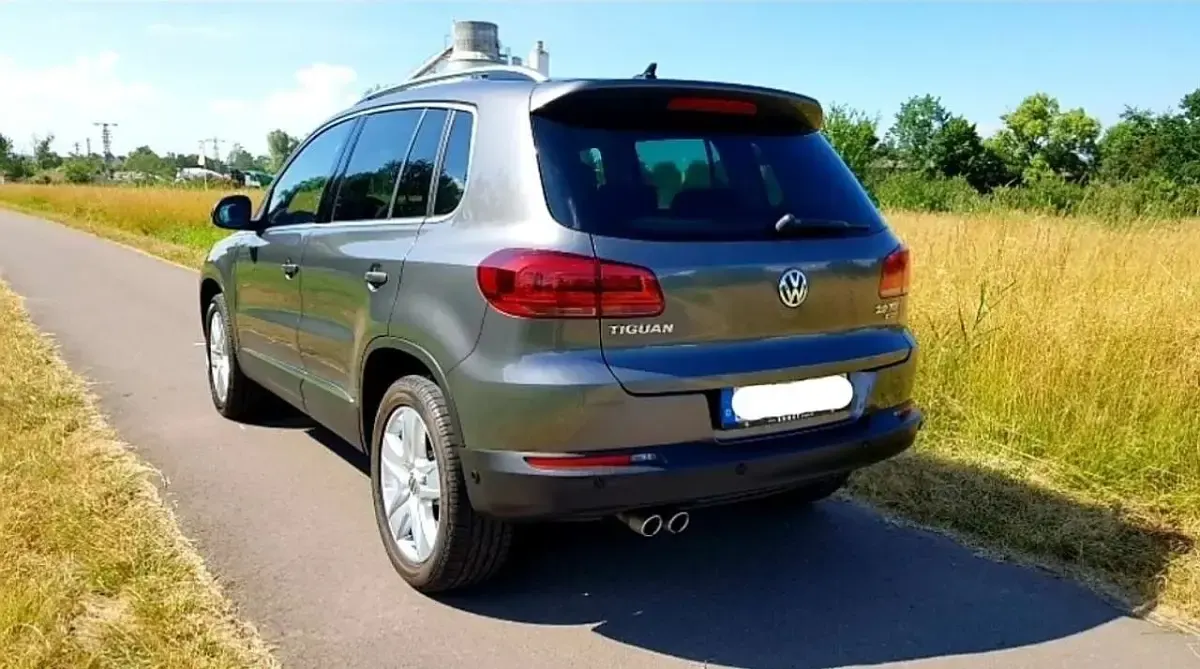 Gebraucht VW Tiguan Sportline 177 PS (130 kW) 2014 Grau SUV