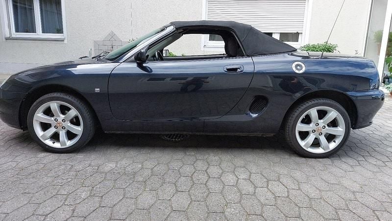 Schwarz Gebraucht 2001 MG F Cabrio | 5.480 € (Fairer Preis) - Bild 1/4