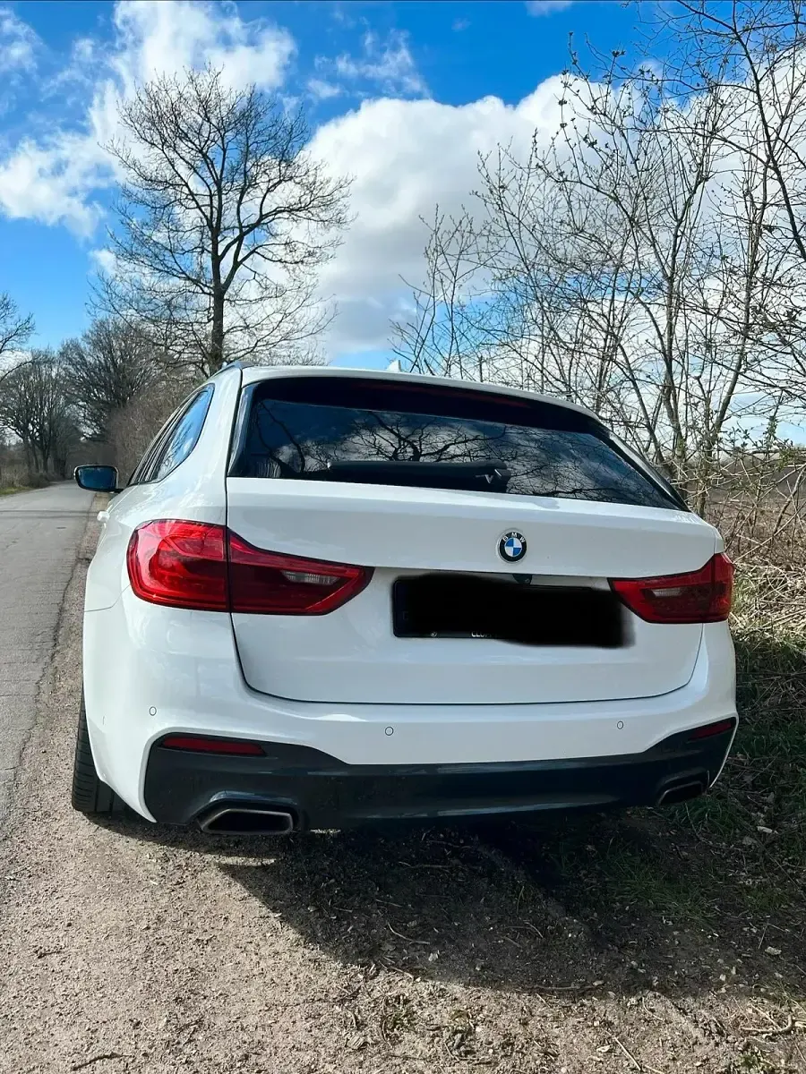 Gebraucht BMW 530 265 PS (194 kW) 2019 Weiß Kombi
