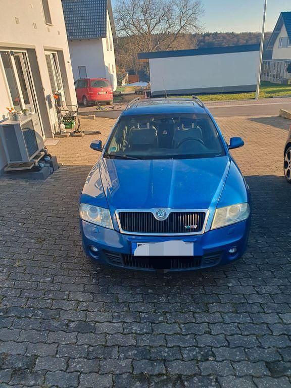 Blau Gebraucht 2006 Skoda Octavia RS Kombi | 1.500 € (Superpreis) - Bild 1/4