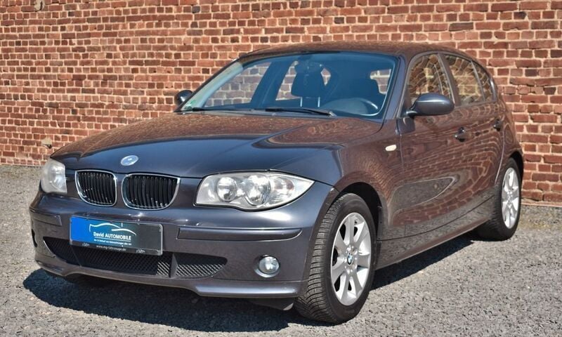 Grau Gebraucht 2006 BMW 116 Kleinwagen | 1.990 € (Superpreis) - Bild 1/4