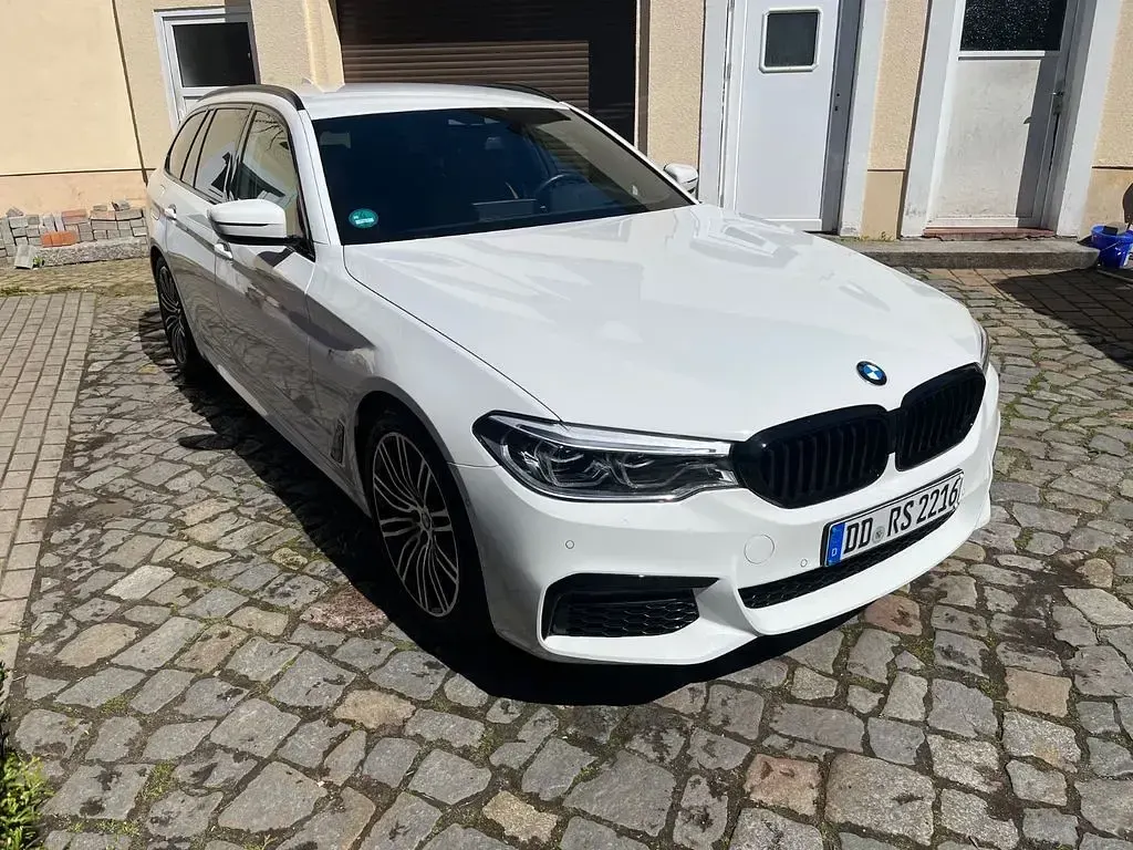 Gebraucht BMW 530 Performance 252 PS (185 kW) 2018 Weiß Kombi