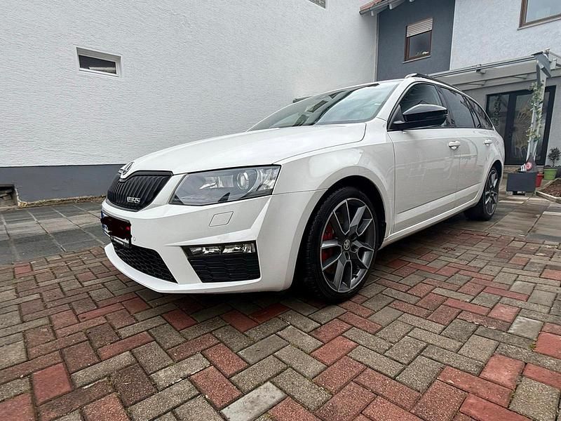 Gebraucht Skoda Octavia RS 220 PS (161 kW) 2016 Weiß Kleinwagen