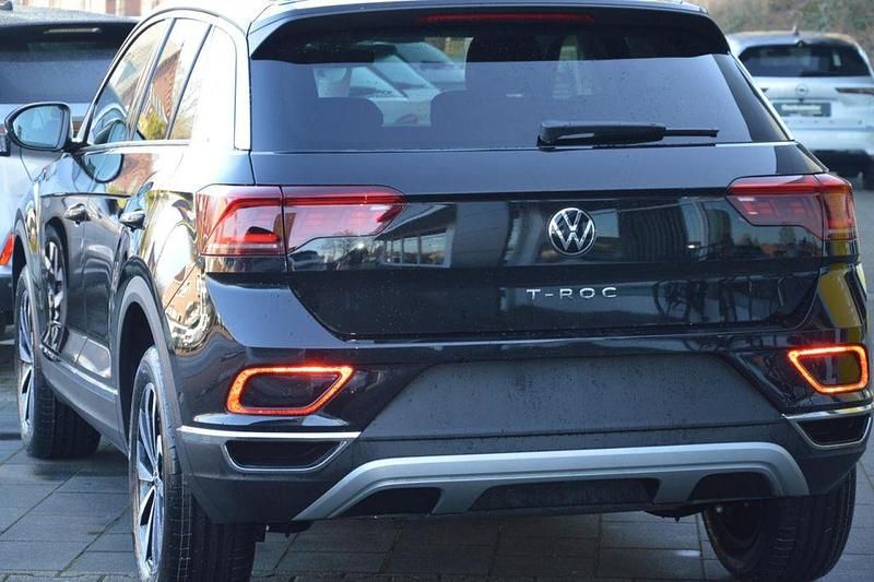 Neu VW T-Roc Style 150 PS (110 kW) 2025 Schwarz SUV