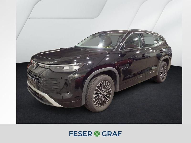 Grenadillschwarz metallic Gebraucht 2025 VW Tayron IQ Drive SUV | 46.430 € (Superpreis) - Bild 1/4