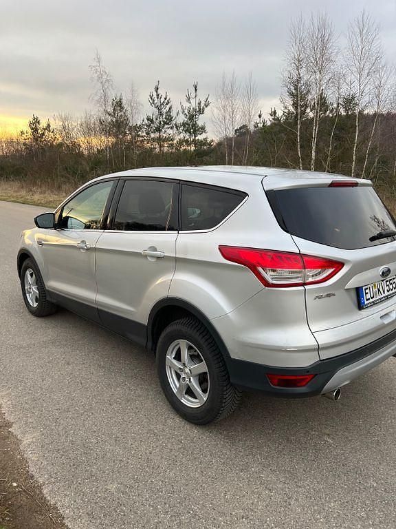 Gebraucht Ford Kuga Titanium 140 PS (102 kW) 2013 Silber SUV