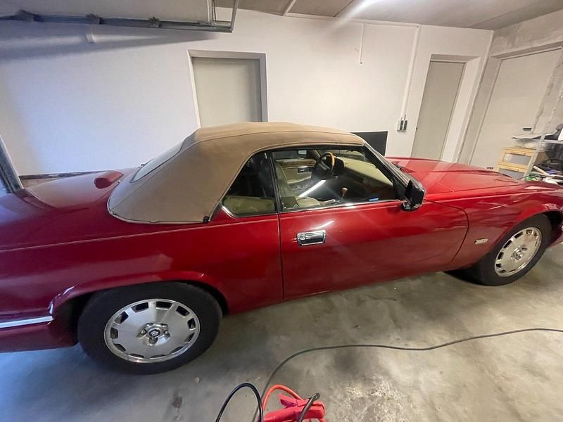 Gebraucht Jaguar XJS 233 PS (171 kW) 1996 Rot Cabrio