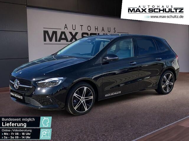 Kosmosschwarz Gebraucht 2024 Mercedes B200 Night Van / Kleinbus | 35.950 € (Etwas zu teuer) - Bild 1/2