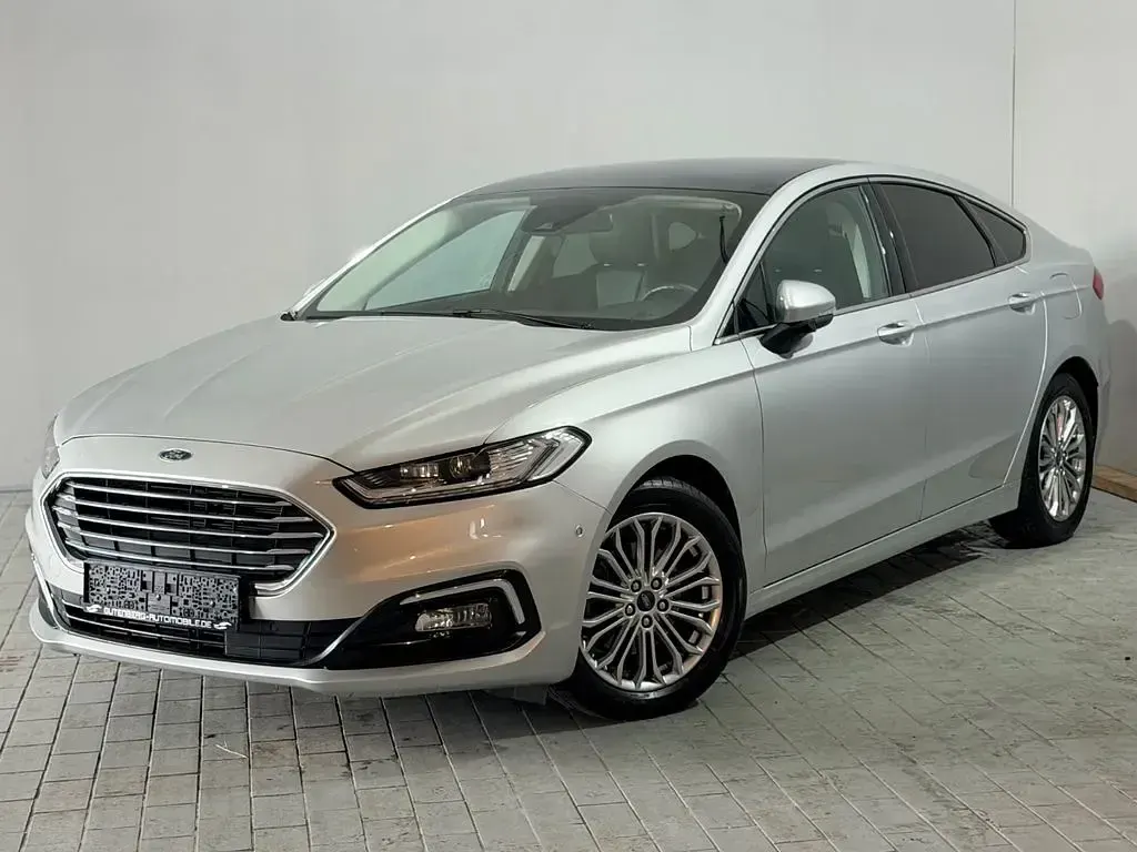 Gebraucht Ford Mondeo 150 PS (110 kW) 2022 Silber Limousine