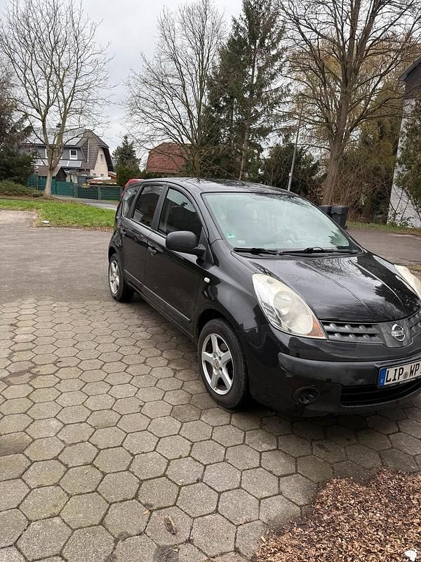 Gebraucht Nissan Note 88 PS (64 kW) 2007 Rot Kleinwagen