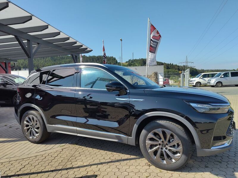 Schwarz Gebraucht 2025 Baic X75 SUV | 27.650 € (Superpreis) - Bild 1/4