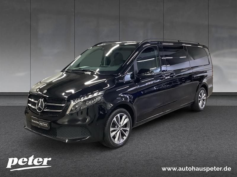 Gebraucht Mercedes V300 Avantgarde 237 PS (174 kW) 2024 Obsidianschwarz metallic Van / Kleinbus