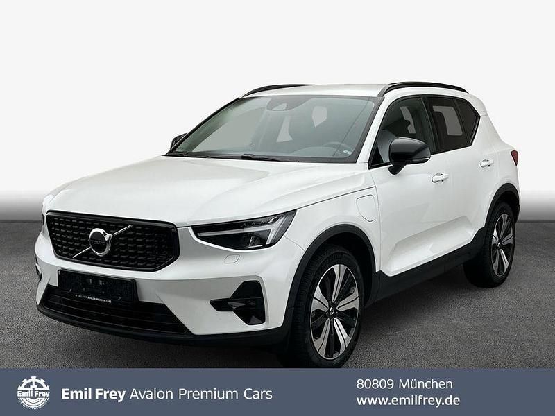 Gebraucht Volvo XC40 Plus 192 PS (141 kW) 2022 Crystal weißperleffekt SUV