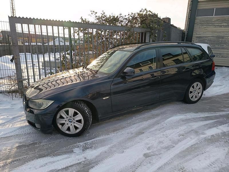 Gebraucht BMW 318 143 PS (105 kW) 2008 Kombi