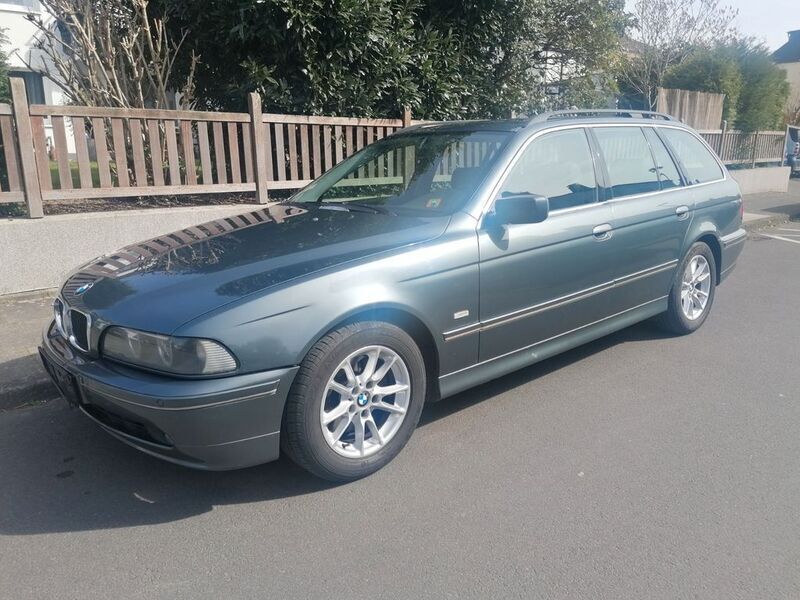 Gebraucht 2004 BMW 530 Exclusive Kombi | 3.900 € (Fairer Preis) - Bild 1/2