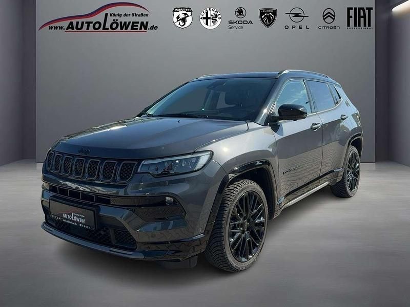 Zweifarblackierung graphite g Gebraucht 2023 Jeep Compass SUV | 25.430 € (Guter Preis) - Bild 1/4