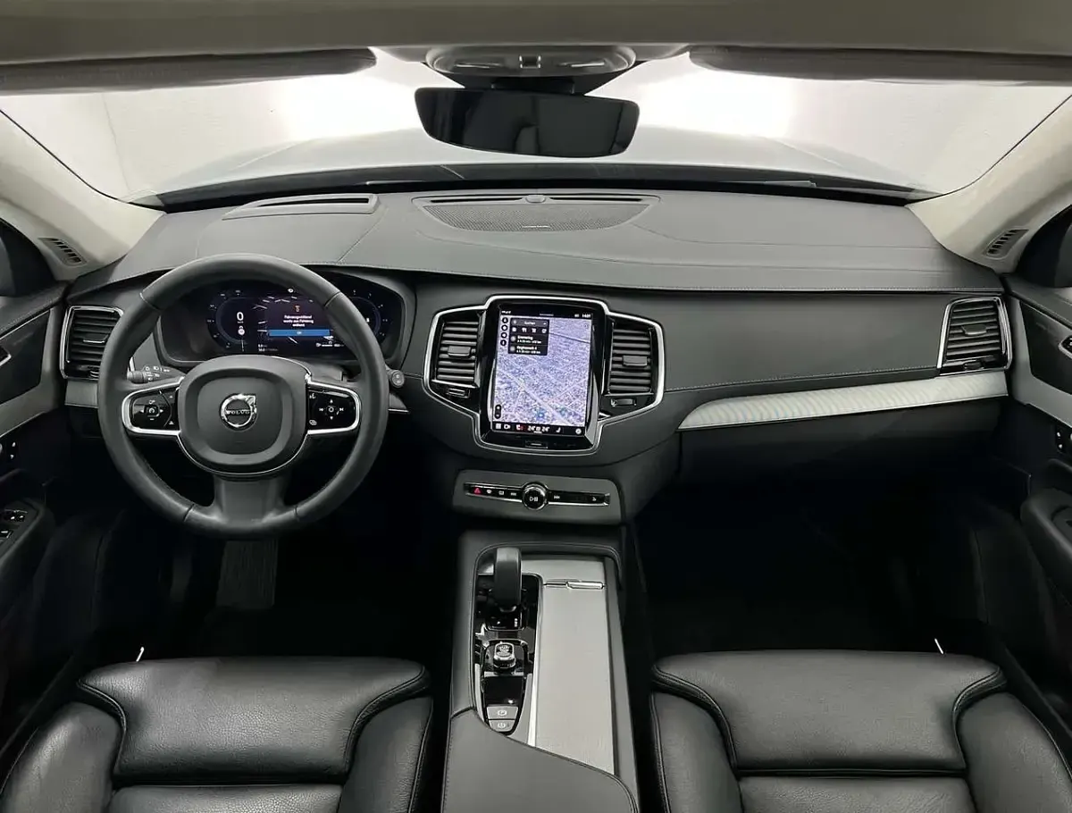 Gebraucht Volvo XC90 Ultimate 235 PS (172 kW) 2023 Thunder grey (metallic) SUV