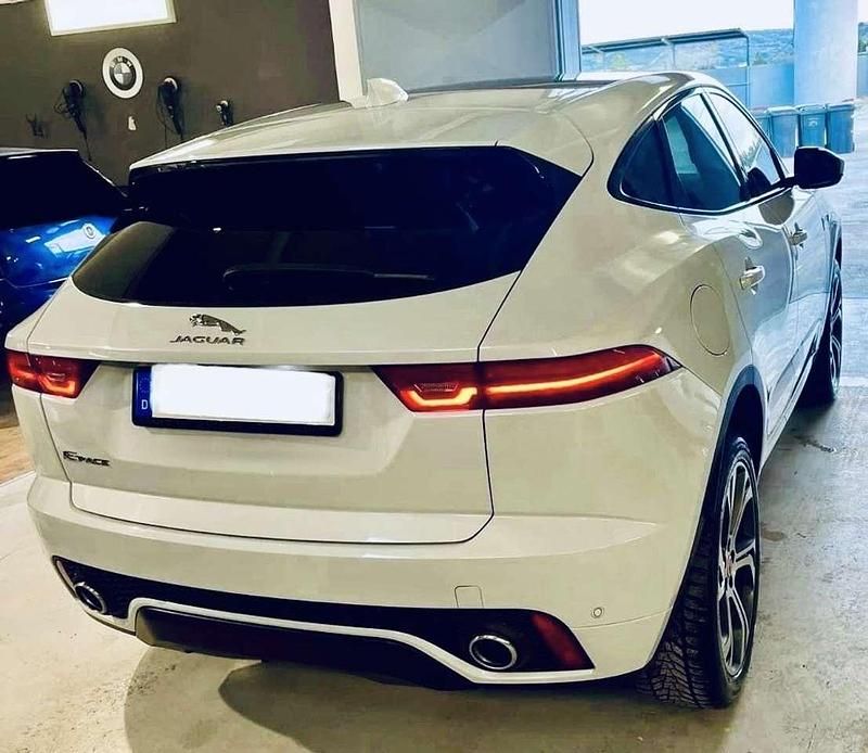 Gebraucht Jaguar E-Pace First Edition 179 PS (131 kW) 2018 SUV