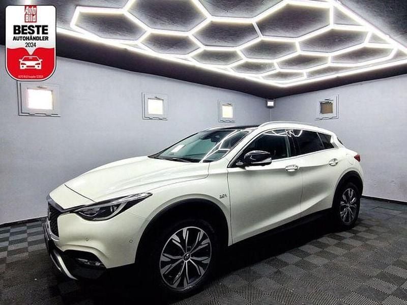 Weiß Gebraucht 2018 Infiniti QX30 Premium SUV | 19.880 € - Bild 1/4