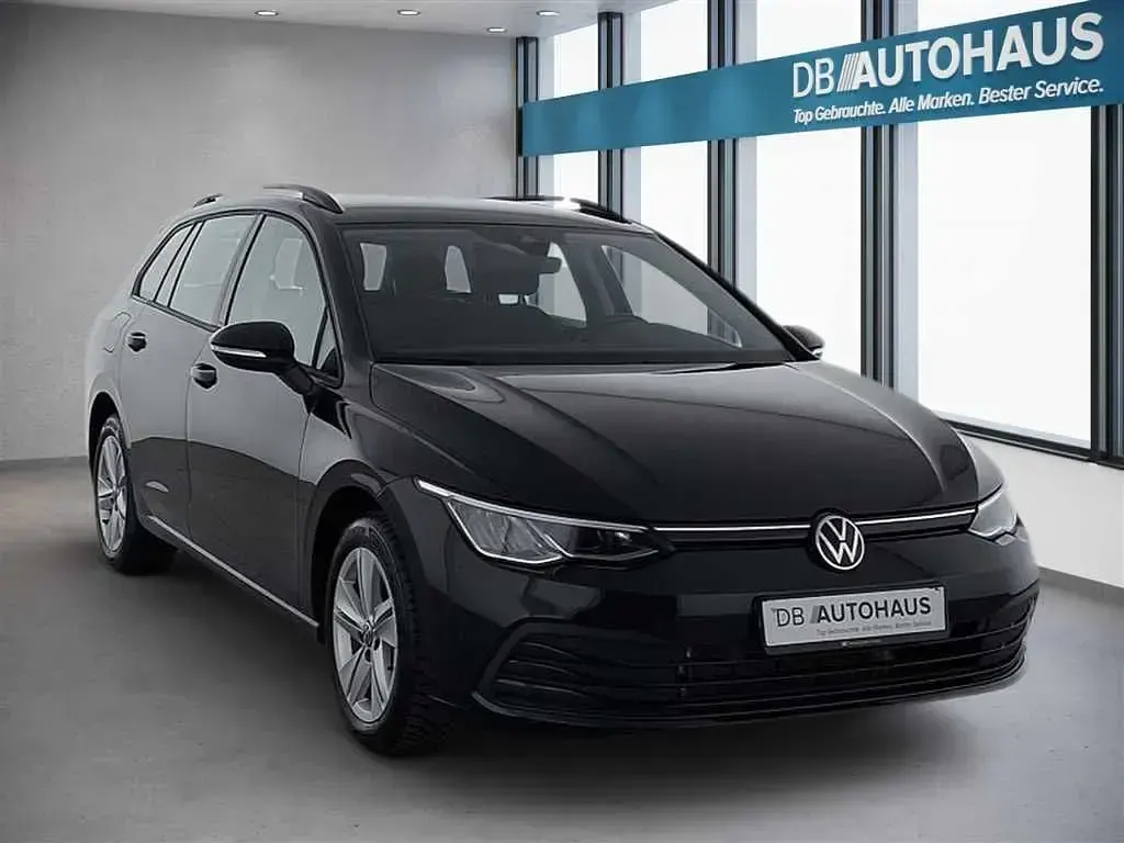 Gebraucht VW Golf VIII Life 110 PS (80 kW) 2023 Schwarz Kombi