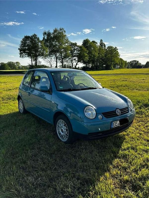 Blau Gebraucht 2004 VW Lupo Kleinwagen | 1.799 € (Teuer) - Bild 1/4