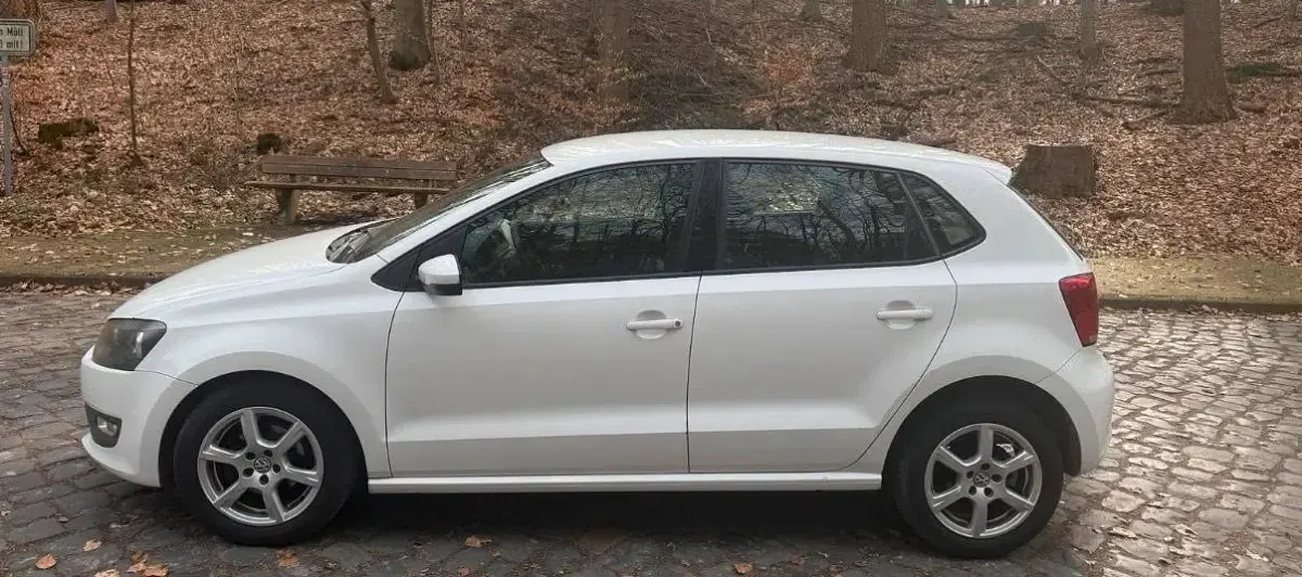 Używany VW Polo 90 KM (66 kW) 2012 Biały Hatchback