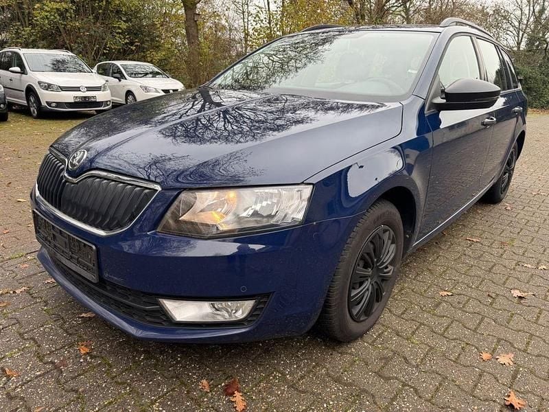 Gebraucht Skoda Octavia Active 105 PS (77 kW) 2014 Modra pacific/pacific blau Kombi