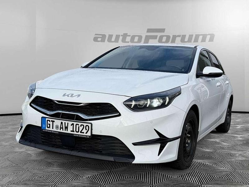 Usado Kia Ceed GT 101 HP (74 kW) 2025 Branco Citadino