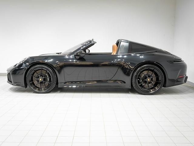 Neu Porsche 911 541 PS (397 kW) 2026 Schwarz Cabrio