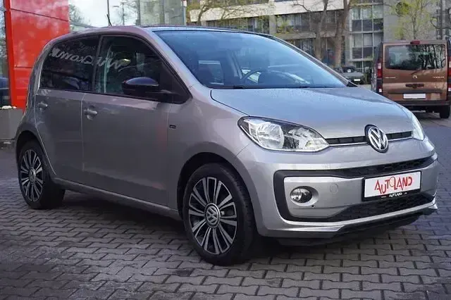 Usado VW up! Join 75 CV (55 kW) 2018 Gris Utilitario