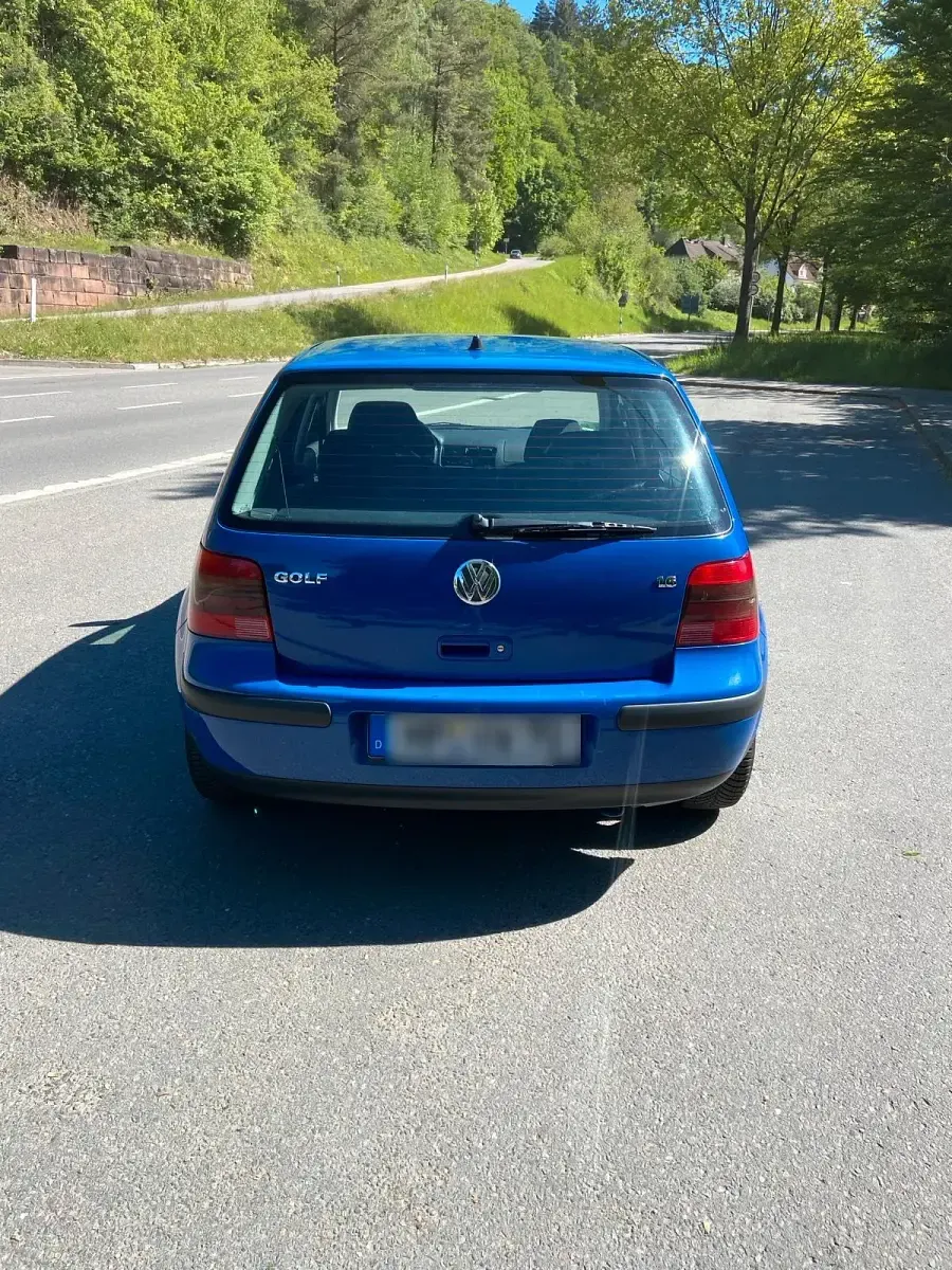Gebraucht VW Golf IV Edition 105 PS (77 kW) 2000 Blau Limousine